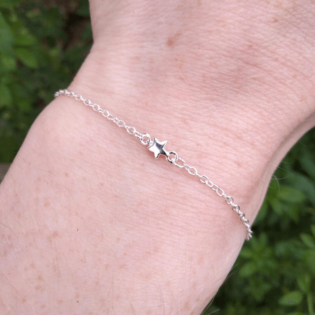 Tiny Star Bracelet