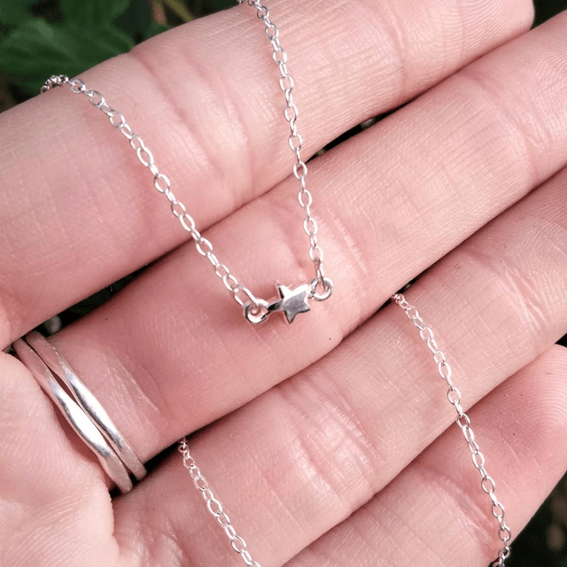Tiny Star Choker